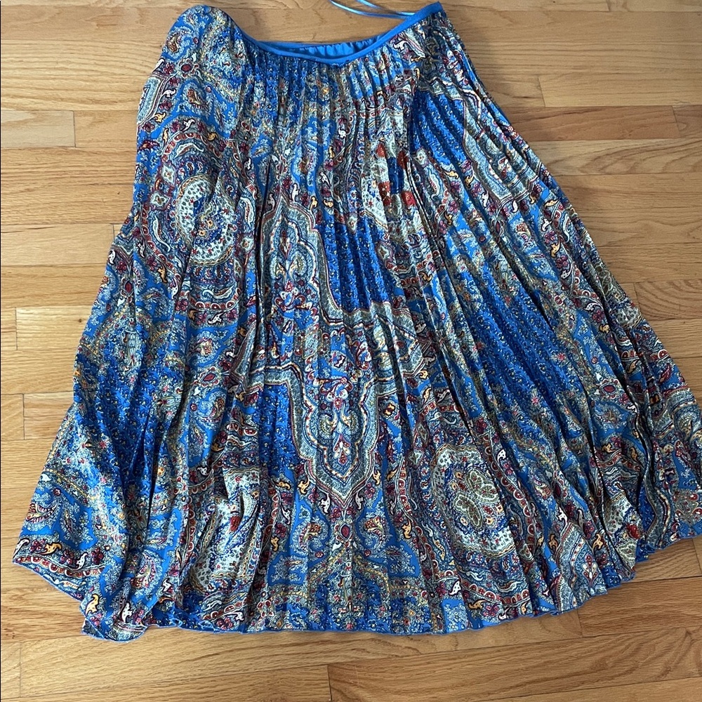 Tahari Blue and Red Paisley Skater Skirt